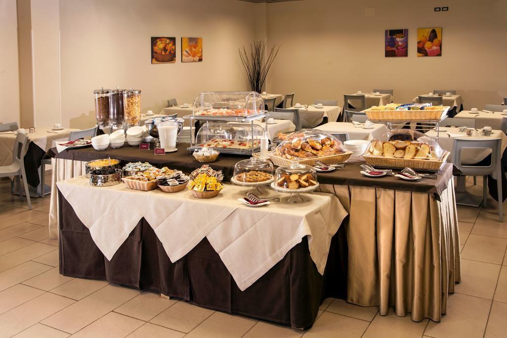 Hotel Artis Rome Luaran gambar