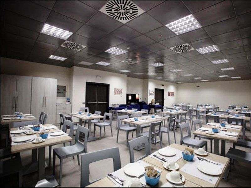 Hotel Artis Rome Restoran gambar